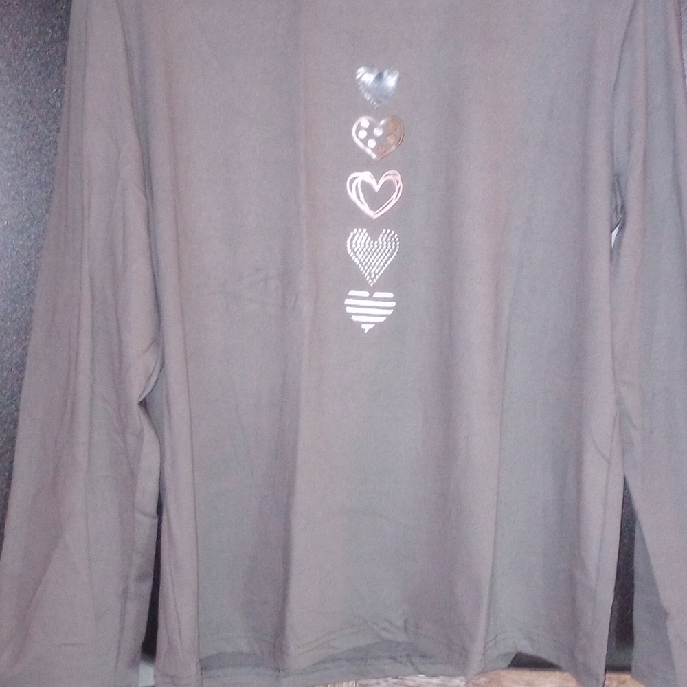 Gray Long Sleeve Women Shirt with Heart Design